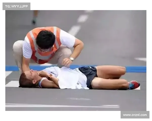 马拉加与贝蒂斯比赛期间球迷看台突发心脏骤停急救成功